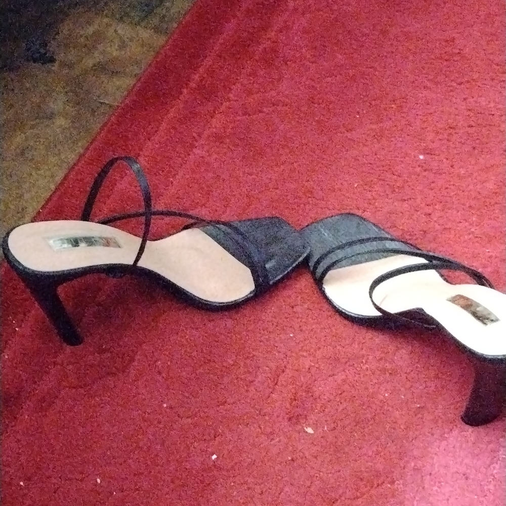 Black billini heels